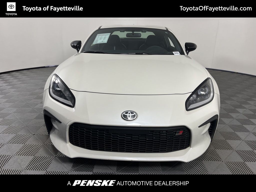 Thumbnail: 2022 Toyota GR86 - 16