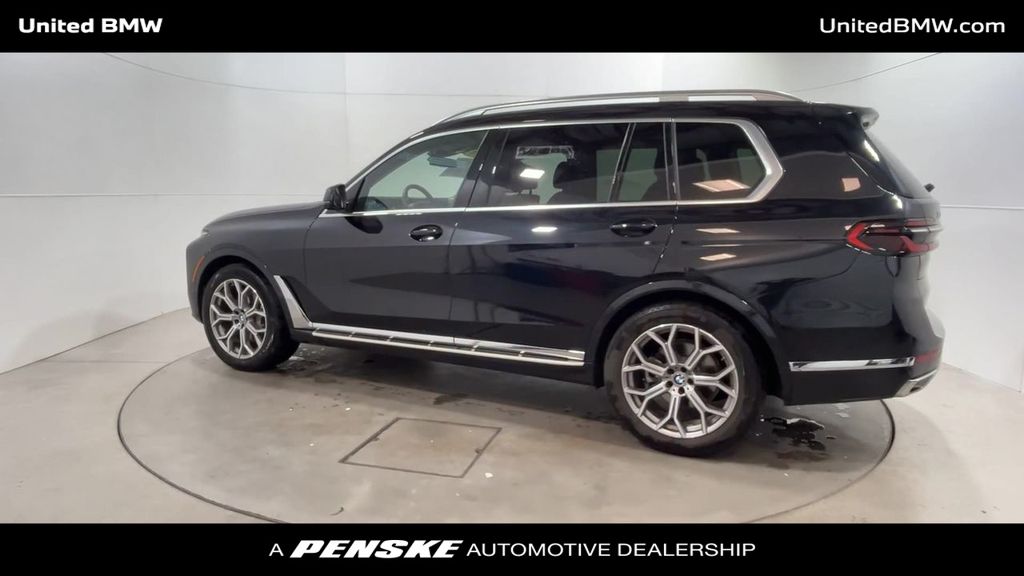 2024 BMW X7 xDrive40i 6