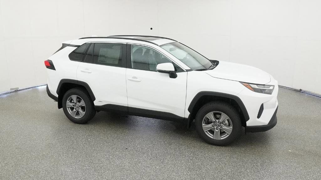 Thumbnail: 2025 Toyota RAV4 - 26