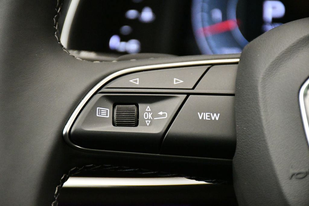 Thumbnail: 2025 Audi Q7 - 23