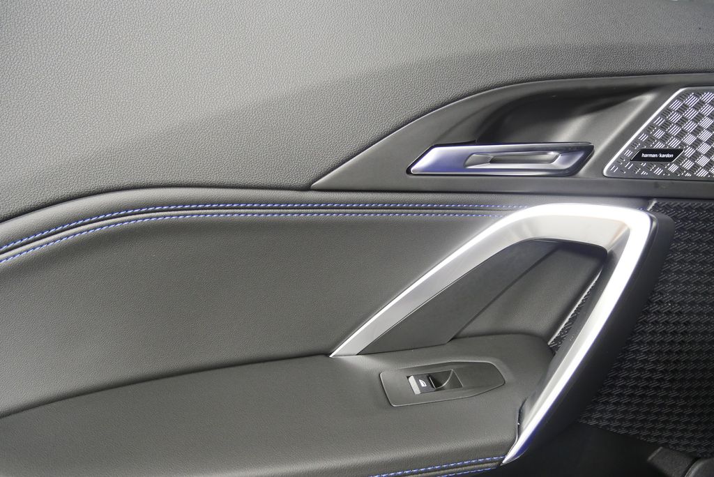 2025 BMW X1 xDrive28i 13
