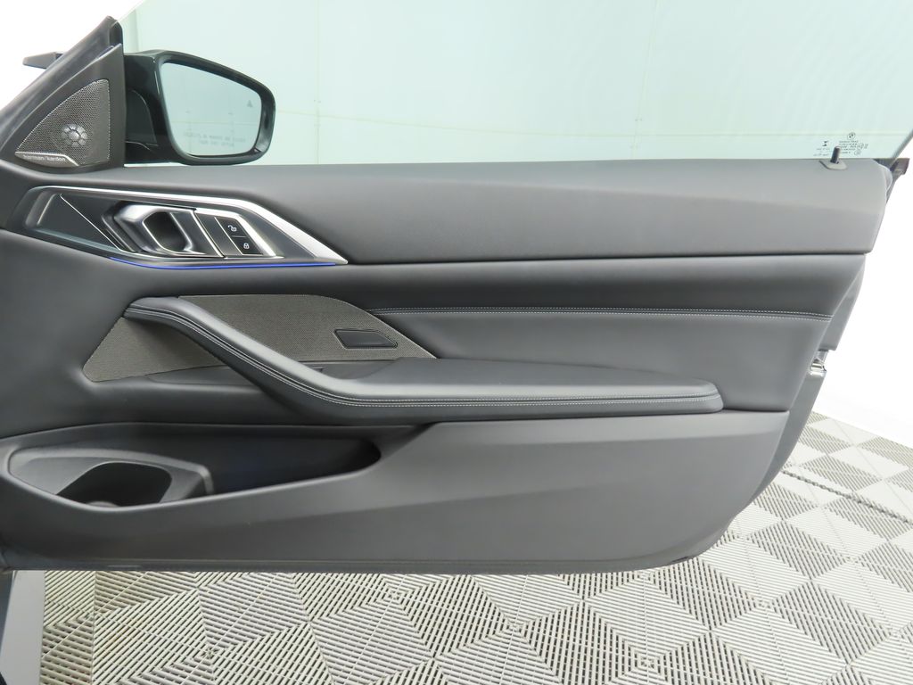 Thumbnail: 2021 BMW M4 - 25