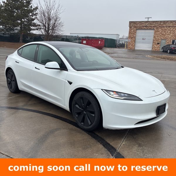 2024 Tesla Model 3 RWD