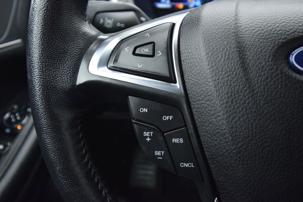 used 2023 Ford Edge car, priced at $20,095