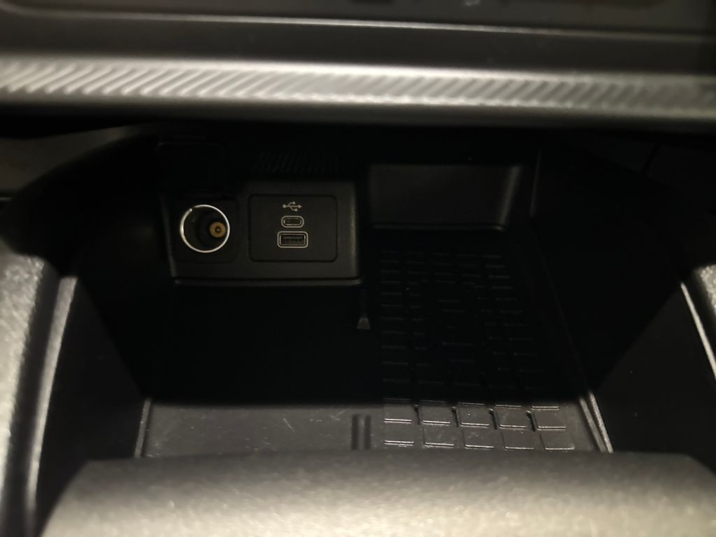 Certified Used 2025 Black Ford Outer Banks image 28