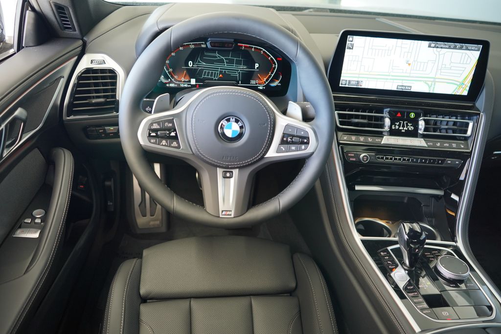 Thumbnail: 2026 BMW 8 Series - 16
