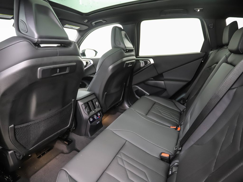 Thumbnail: 2026 BMW X3 - 22