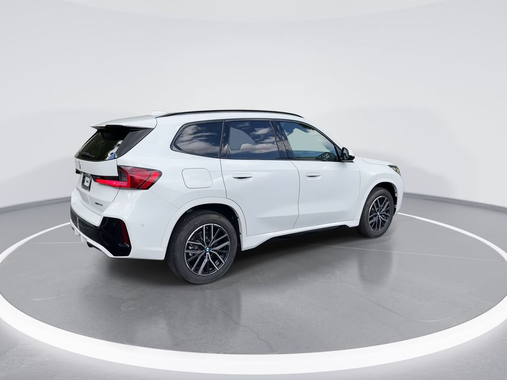 2025 BMW X1 xDrive28i 8
