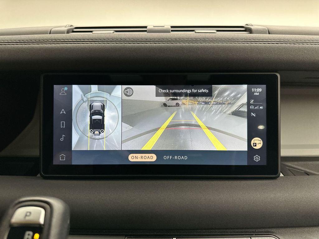 Thumbnail: 2023 Land Rover Defender - 28