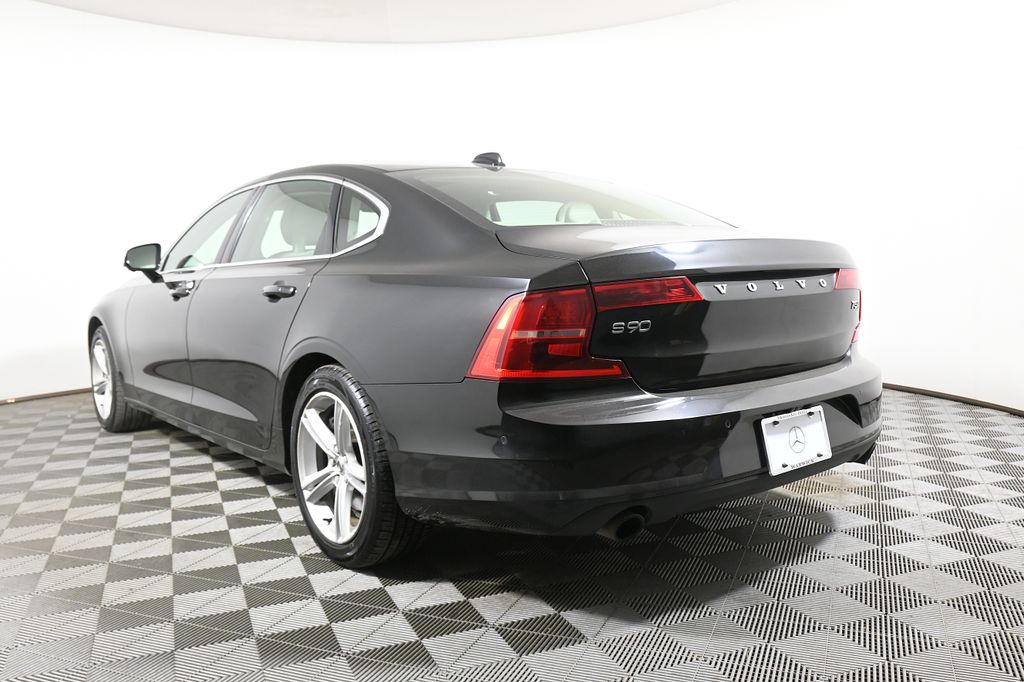 Thumbnail: 2018 Volvo S90 - 5