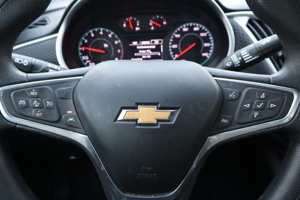 Thumbnail: 2023 Chevrolet Malibu - 19