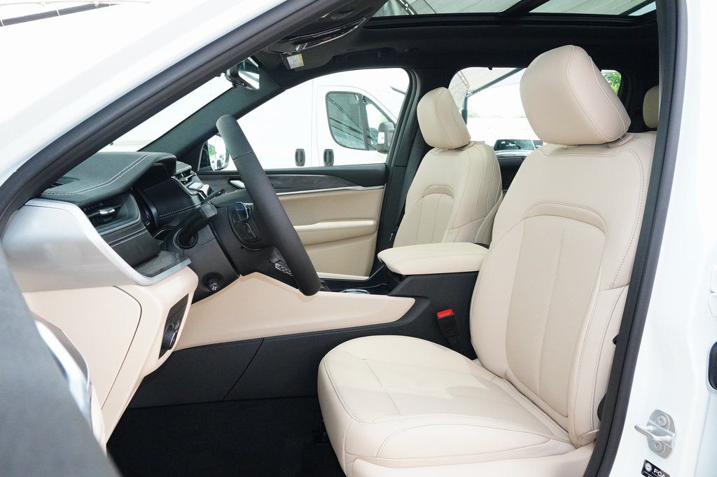 New Car 2025 Jeep Grand Cherokee L  Limited For Sale Under $50,000 In Weatherford, Texas