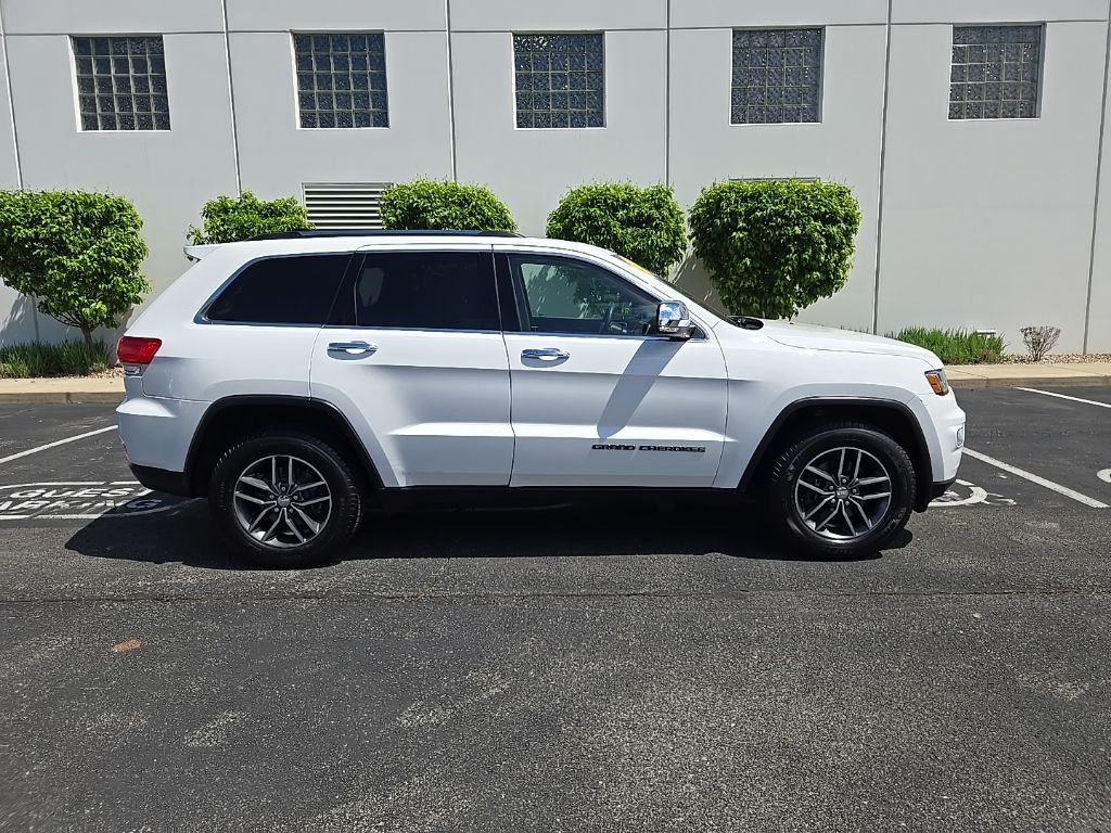 2017 Jeep Grand Cherokee Limited Edition 8