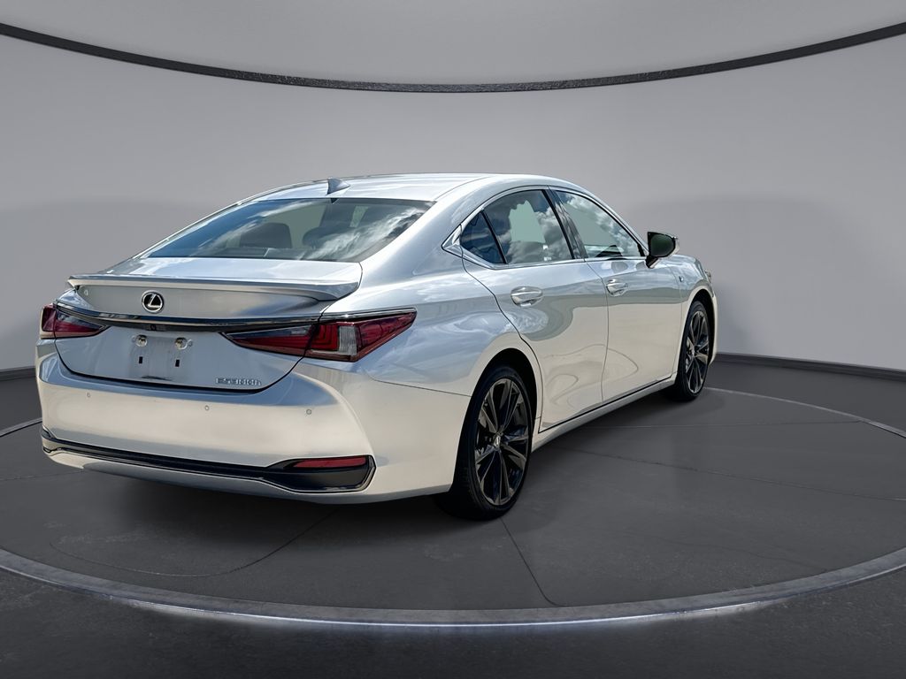 Thumbnail: 2023 Lexus ES - 11