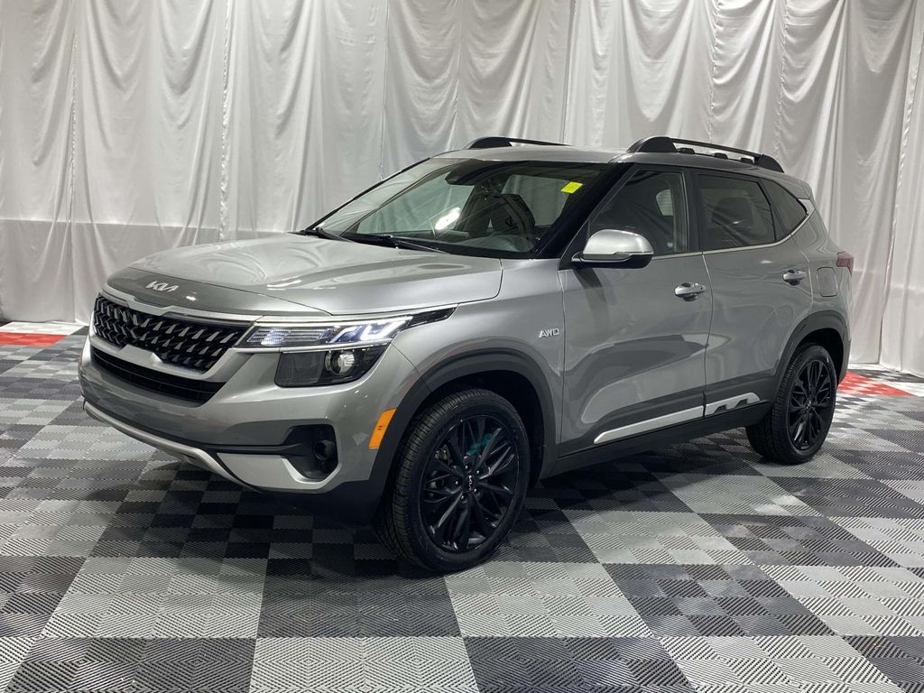 Steel Gray 2022 Kia Seltos Nightfall AWD SUV / Crossover All-Wheel Drive 7-Speed Automatic