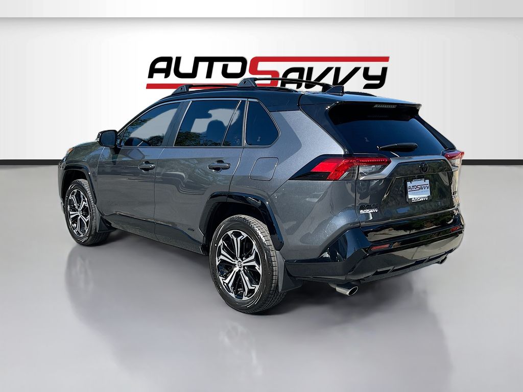 Used 2025 Gray Toyota XSE image 5