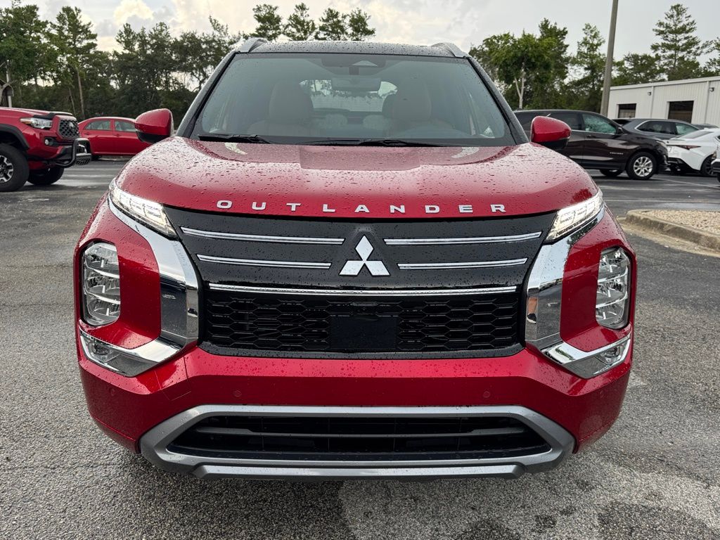 2025 Mitsubishi Outlander SEL photo 2