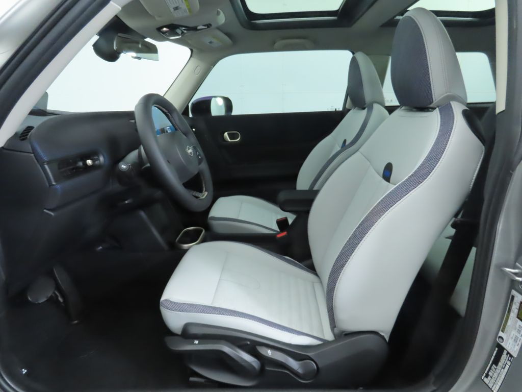 Thumbnail: 2025 MINI Cooper - 22