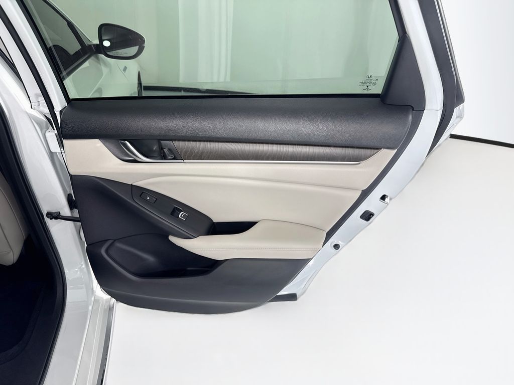 Thumbnail: 2021 Honda Accord - 27