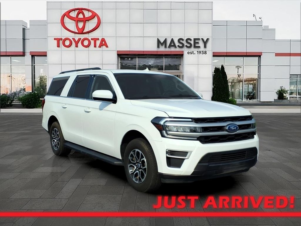 Oxford White 2024 Ford Expedition SUV / Crossover 4X2 Automatic