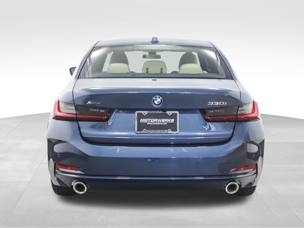 Thumbnail: 2025 BMW 3 Series - 5