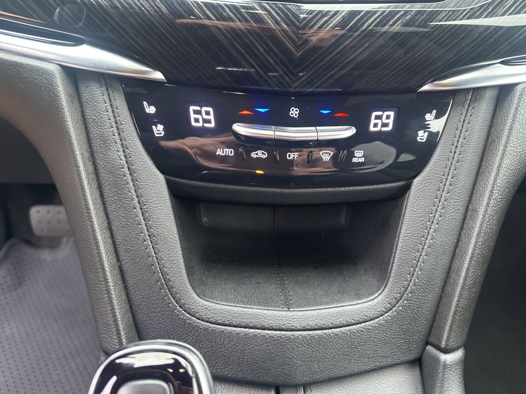 Used Car 2025 Cadillac Xt6  Premium Luxury For Sale Under $50,000 In Austin, Texas