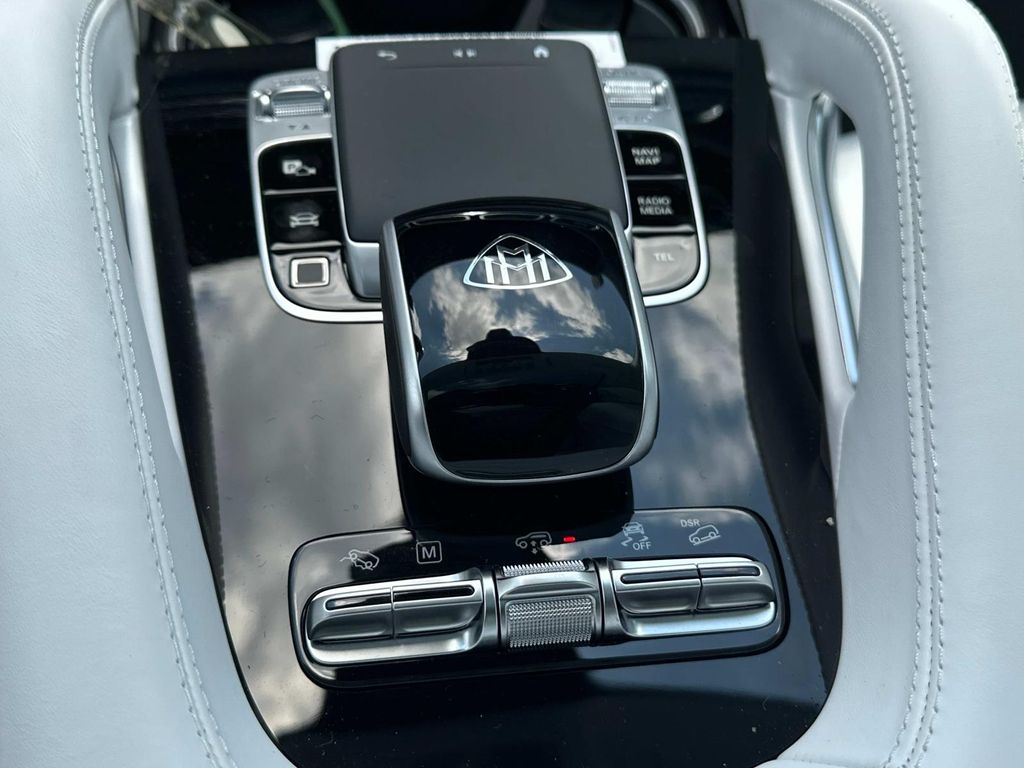 Thumbnail: 2025 Mercedes-Benz GLS - 13