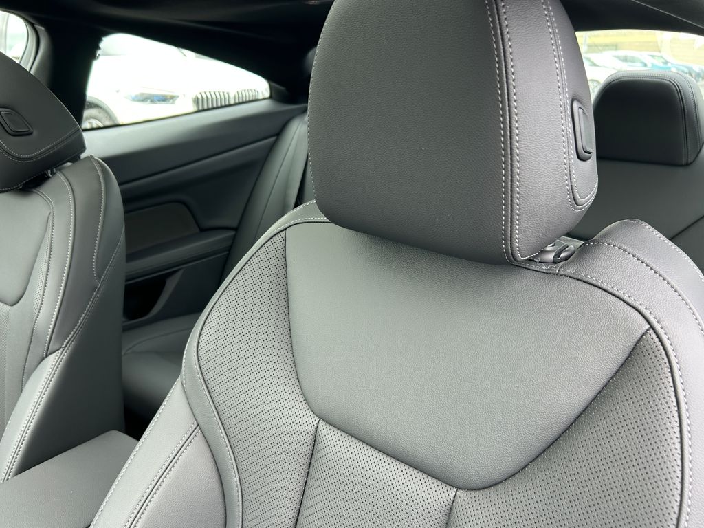 Thumbnail: 2026 BMW 4 Series - 14