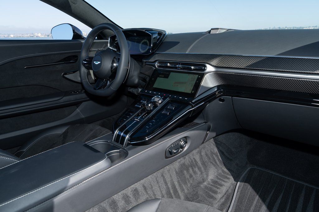 2026 Aston Martin Vantage Base - Photo 15