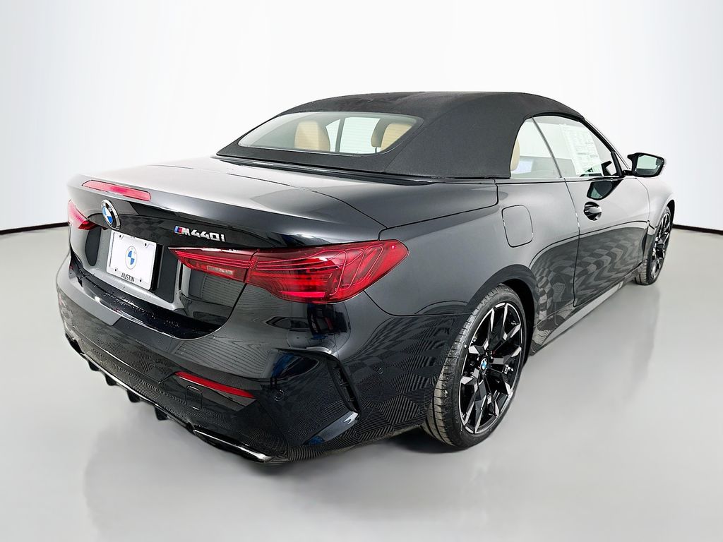 Thumbnail: 2026 BMW 4 Series - 5