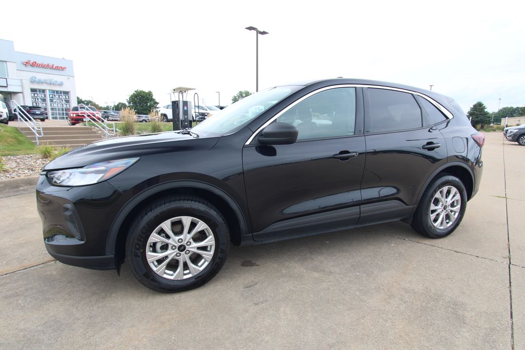 Used 2024 Ford Escape SUV