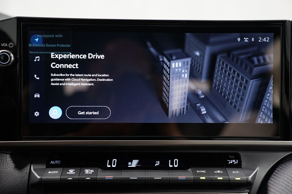 Thumbnail: 2025 Toyota Camry - 18