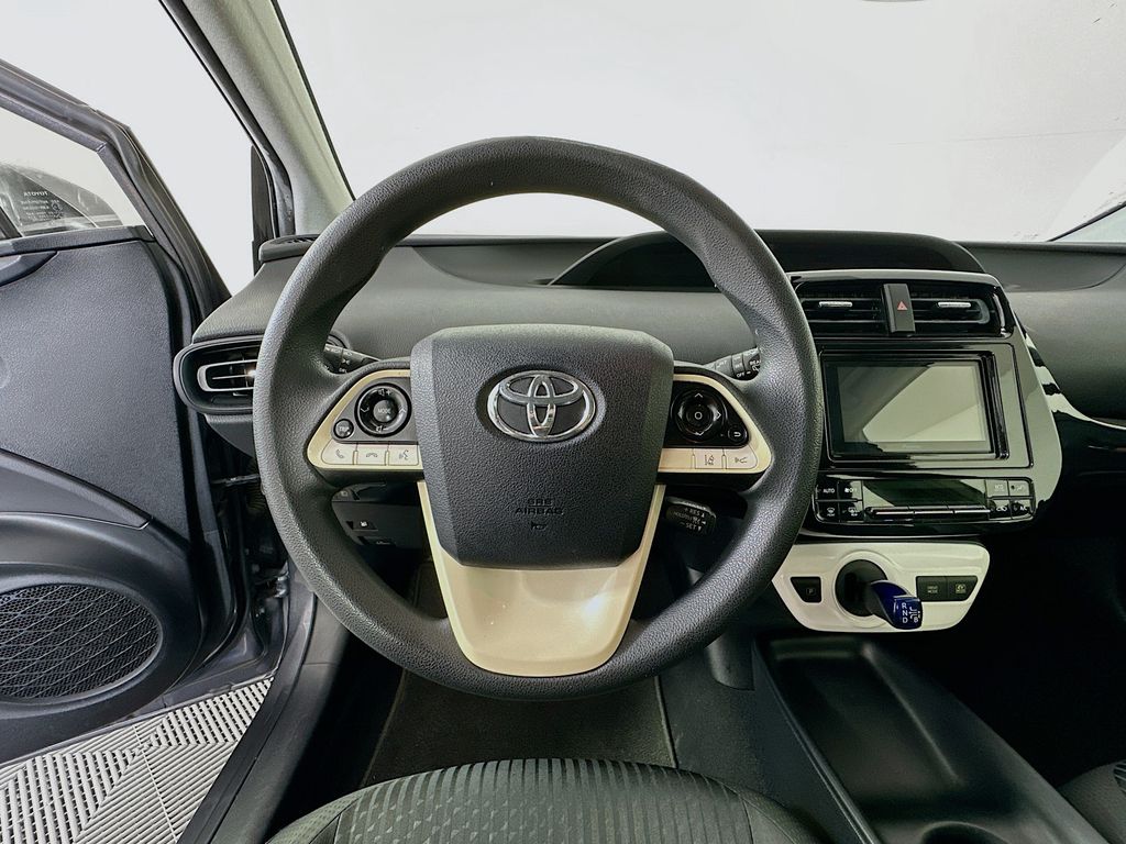 Thumbnail: 2017 Toyota Prius - 11