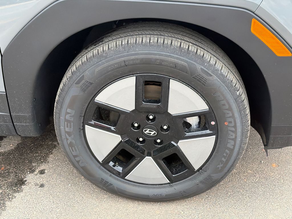 New 2026 Gray Hyundai SEL image 13