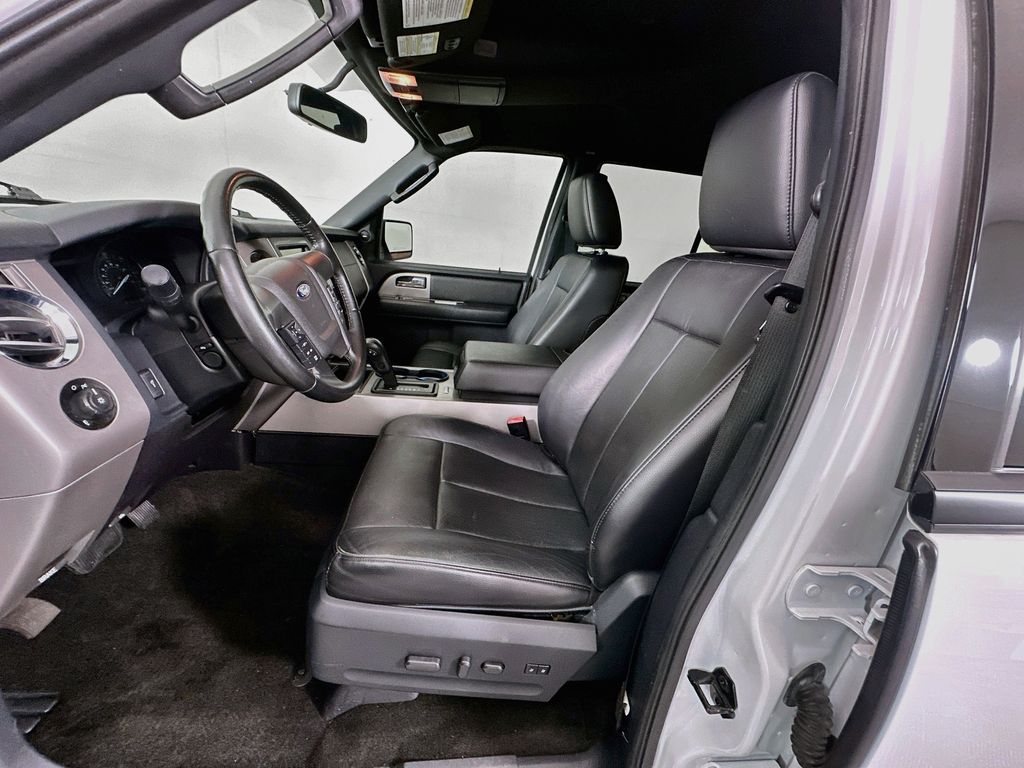 Thumbnail: 2015 Ford Expedition - 20