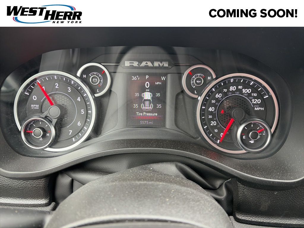 Certified Used 2025 Blue Ram Big Horn/Lone Star image 7