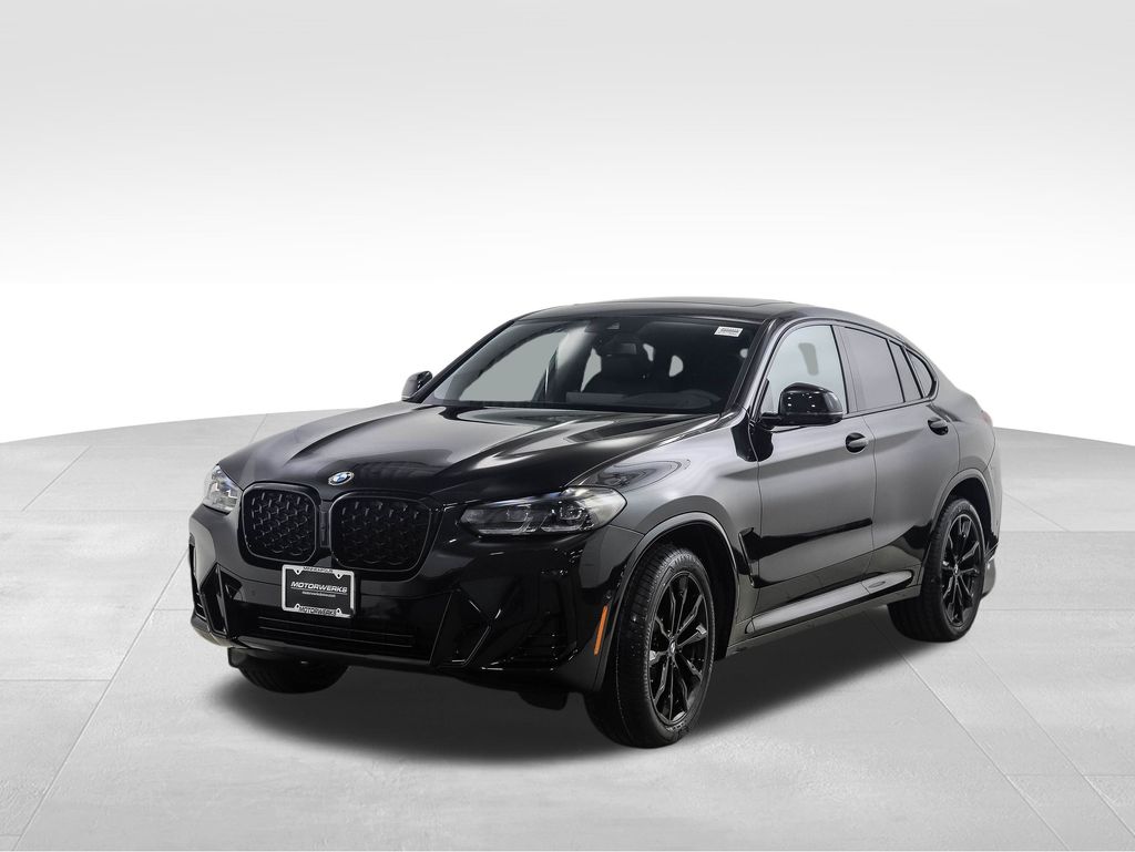 2025 BMW X4 xDrive30i Hero Image