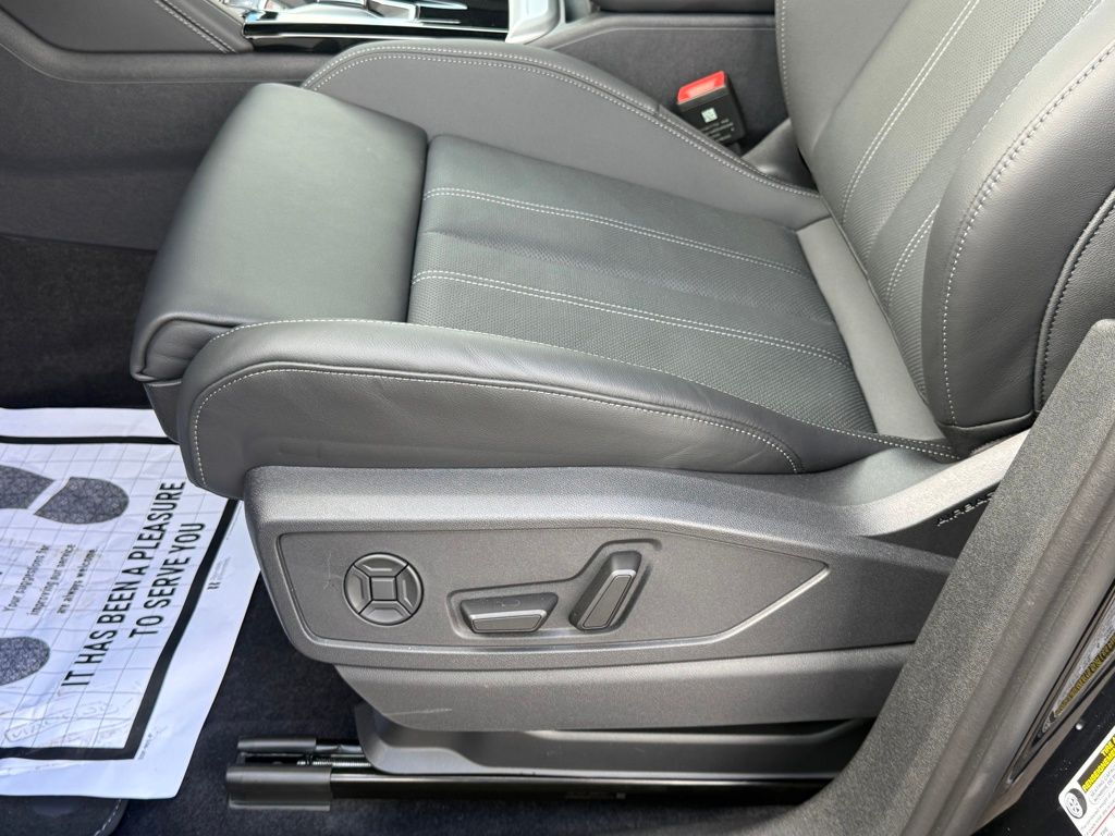 New 2025 Black Audi 2.0T Premium Plus image 17