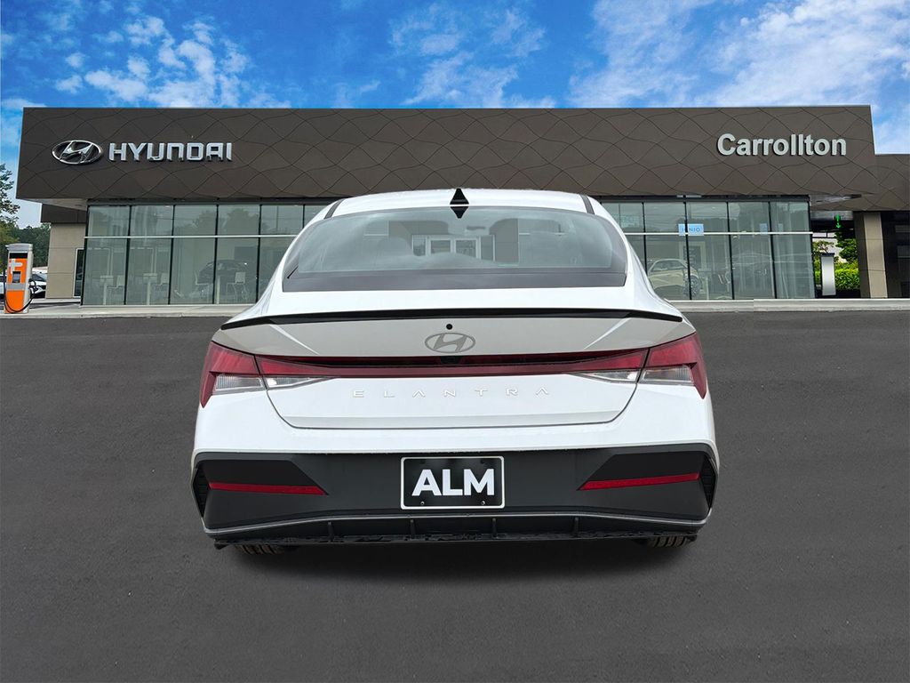 New 2026 White Hyundai SEL Sport image 7