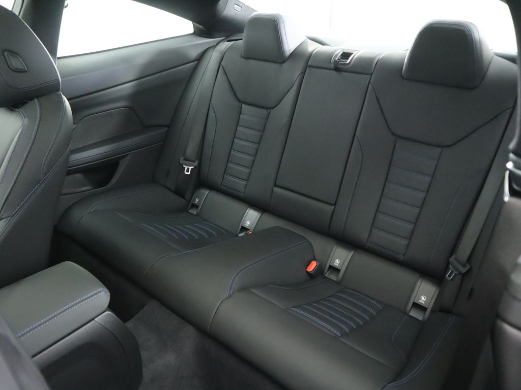 Thumbnail: 2026 BMW 4 Series - 22