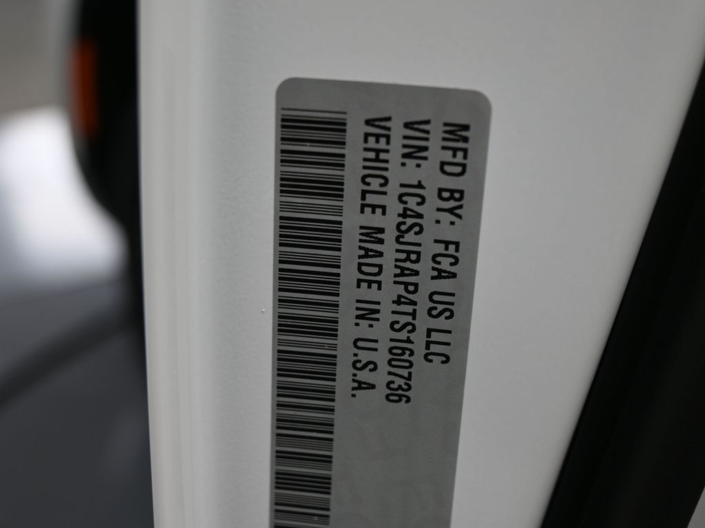 New 2026 Bright White Clearcoat Jeep  image 40