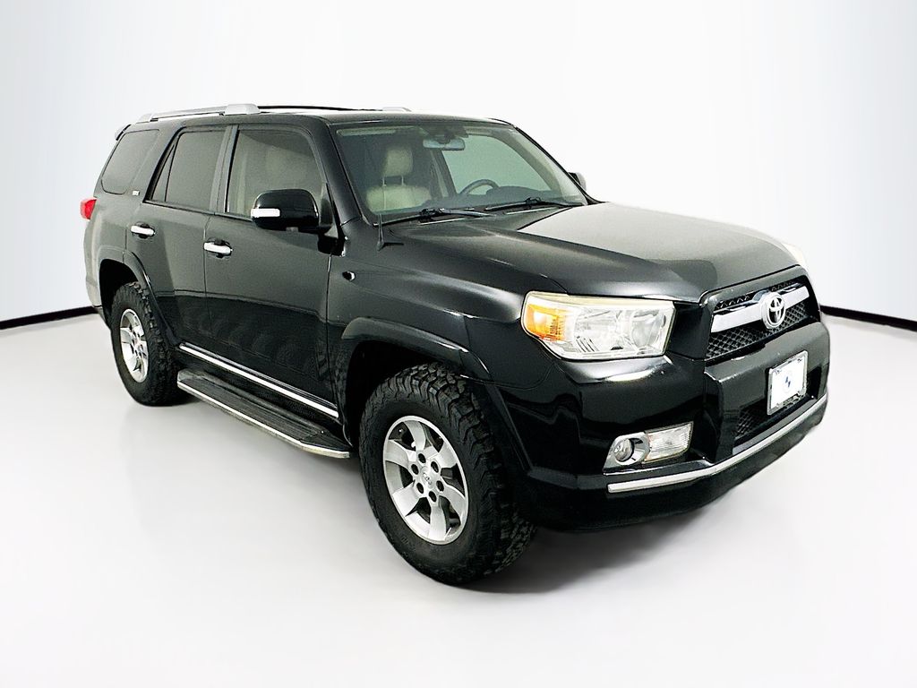 2013 Toyota 4Runner SR5 3