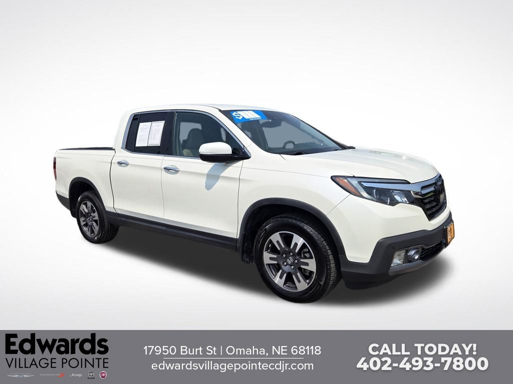 White 2017 Honda Ridgeline Pickup Truck All-Wheel Drive 6-Speed Automatic