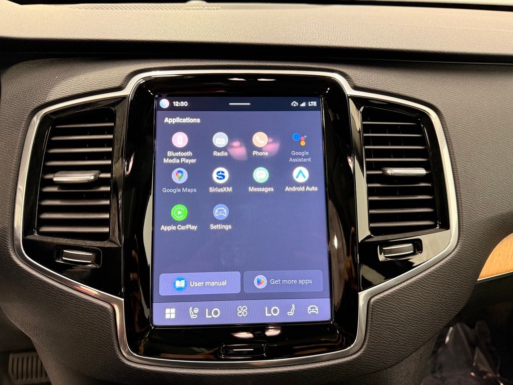 Thumbnail: 2023 Volvo XC90 - 16