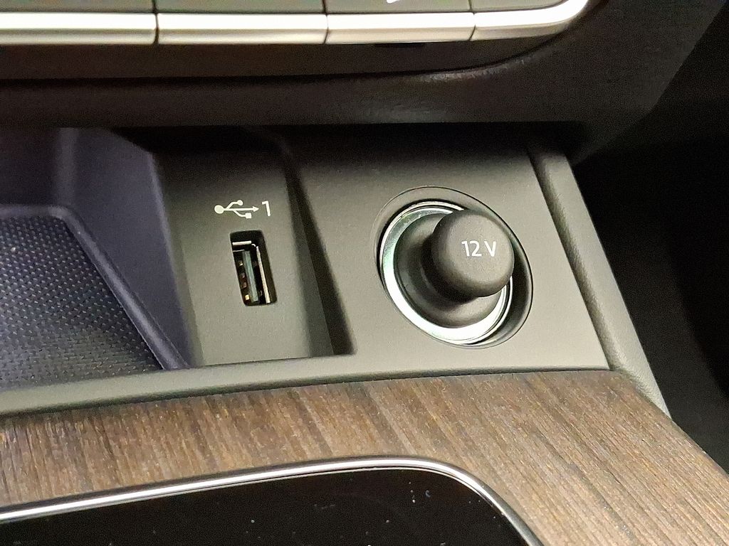 2025 Audi Q5  14