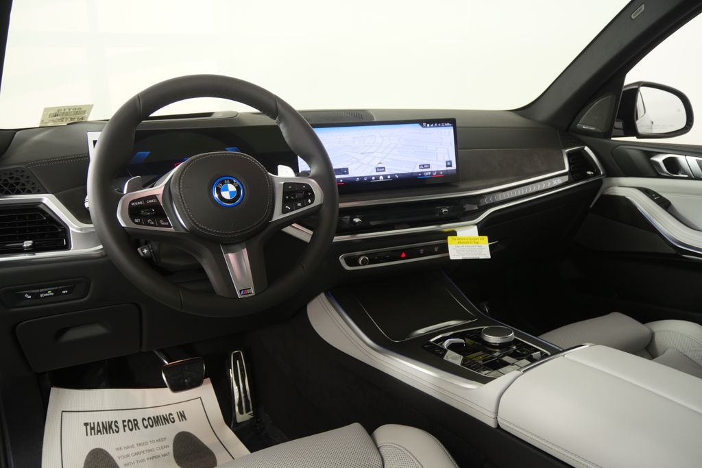 Thumbnail: 2026 BMW X5 - 17