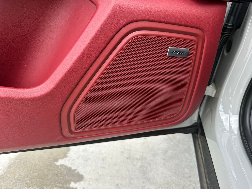 Thumbnail: 2023 Porsche Macan - 23