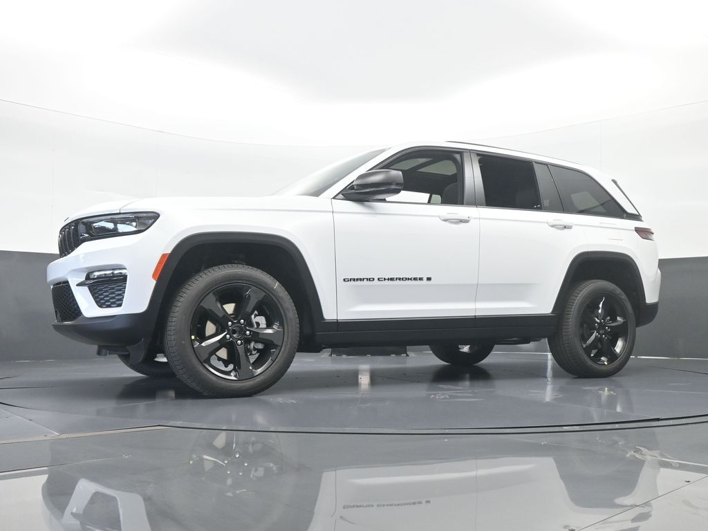 New 2025 Bright White Clearcoat Jeep Limited image 51