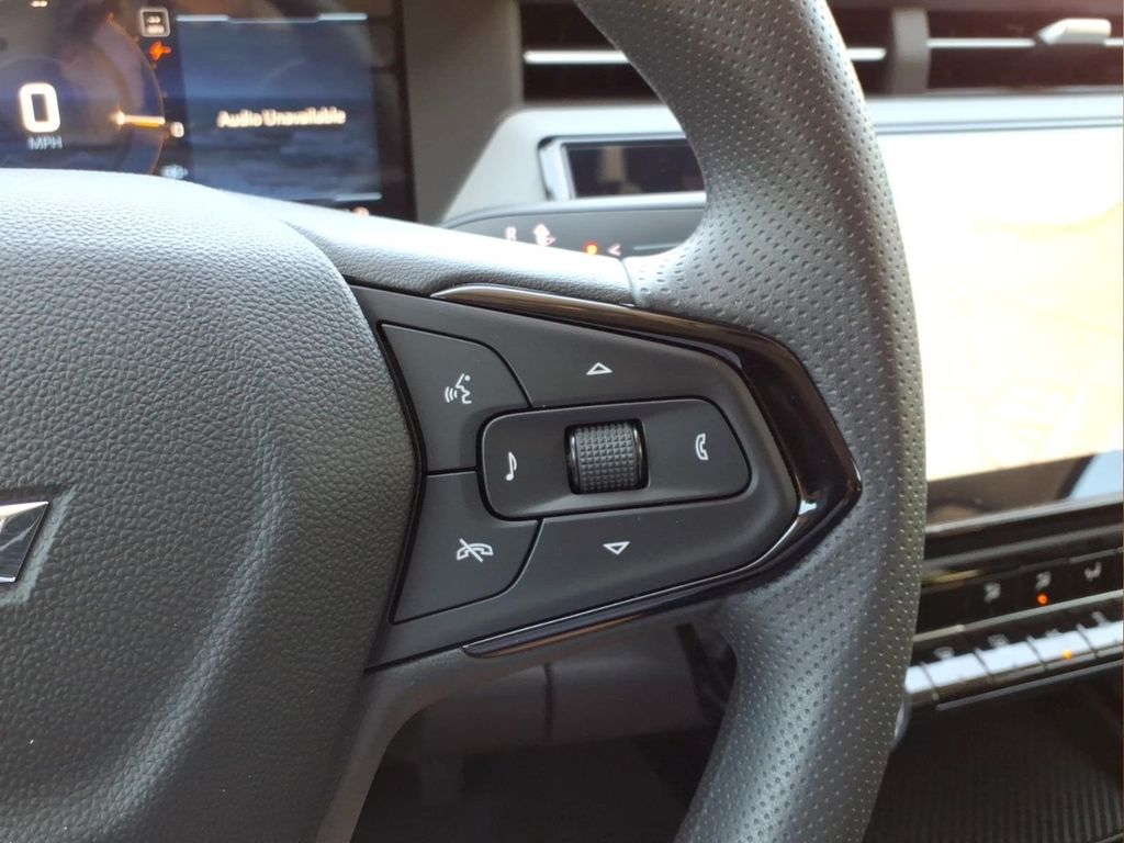 ChevroletBolt EV12