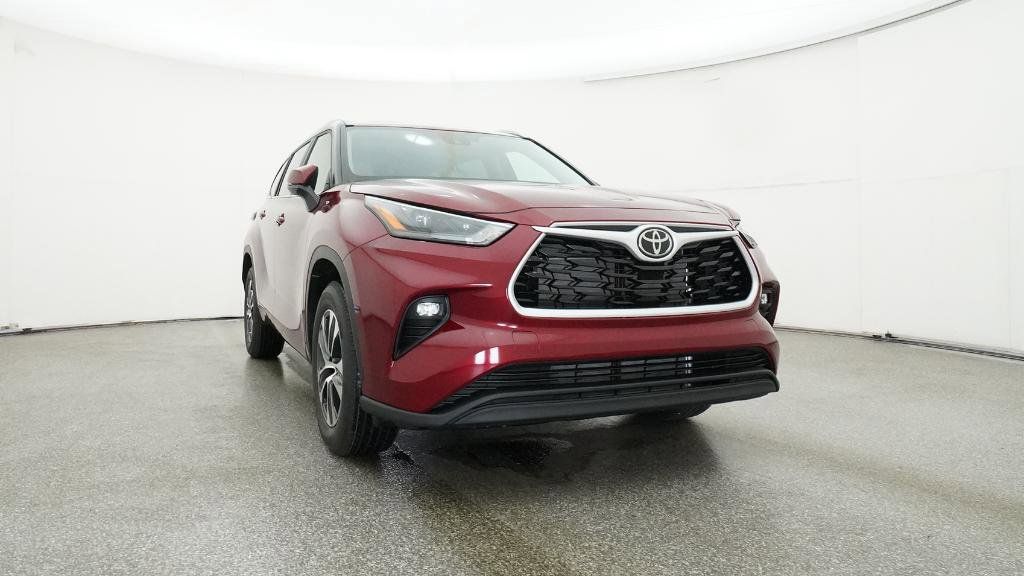 Thumbnail: 2025 Toyota Highlander - 25